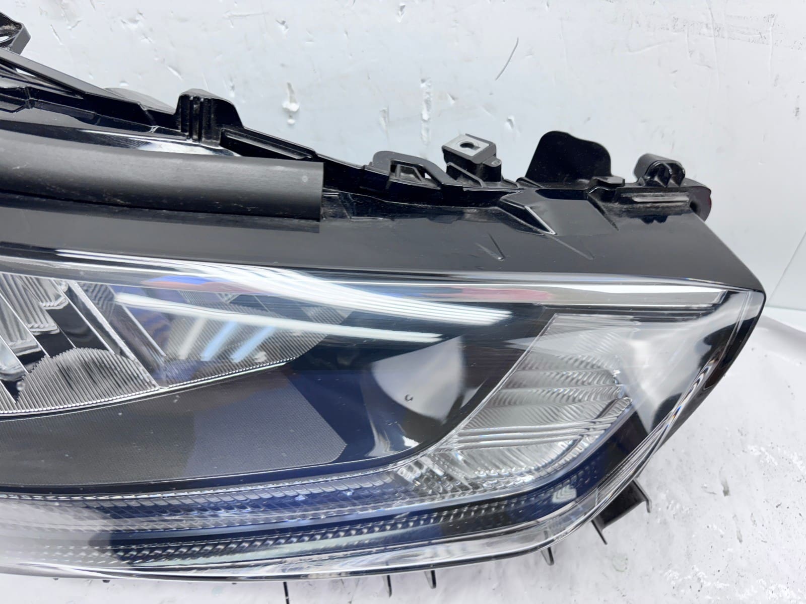 2020-23 Toyota Highlander LED Front Right OEM Headlight 10000-8A05M - Image 6