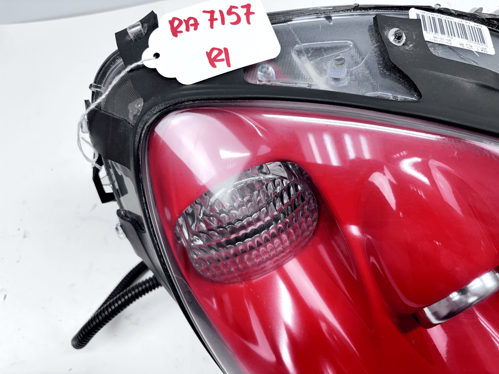 2009-13 Chevy Corvette Grand Sport Xenon Red Right OEM Headlight DMG - Image 4