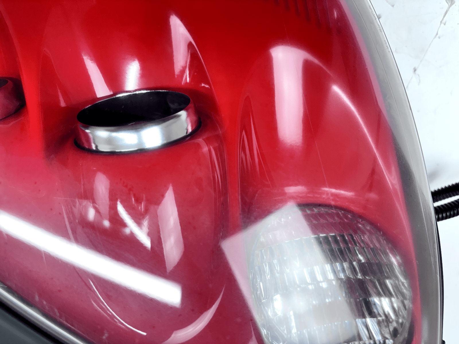 2009-13 Chevy Corvette Grand Sport Xenon Red Right OEM Headlight DMG - Image 10