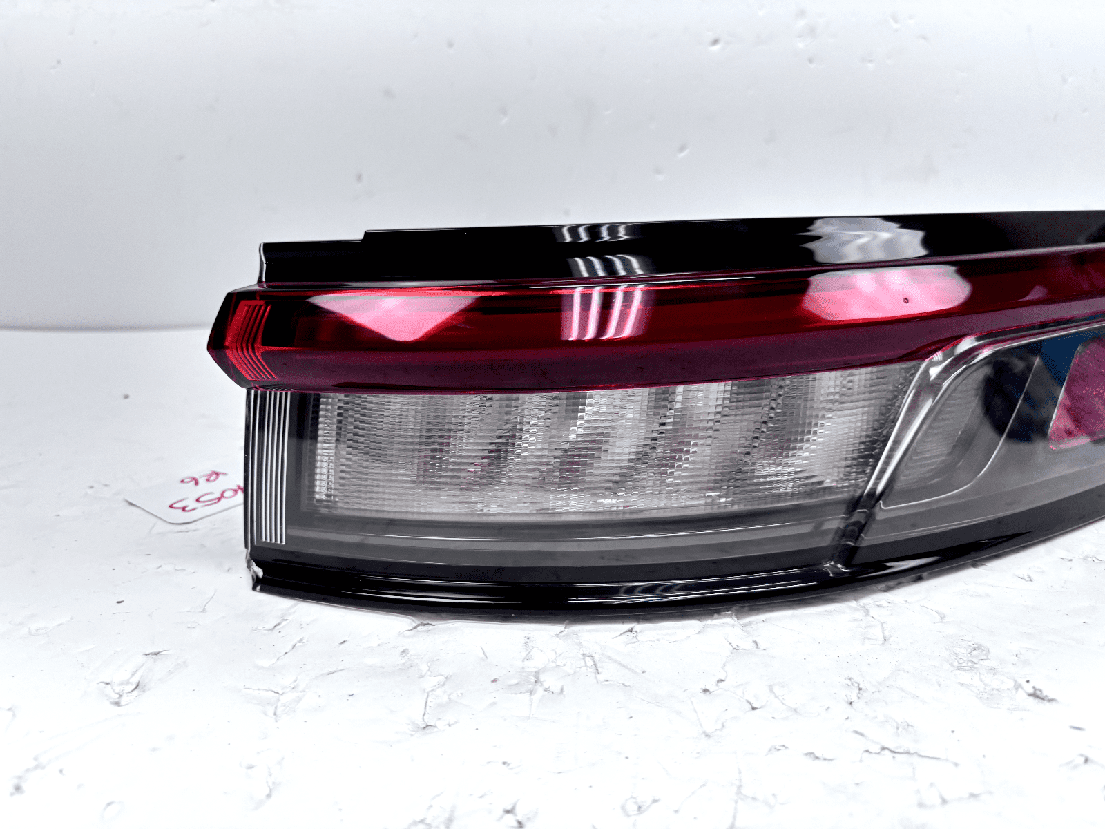 2021-23 Jeep Grand Cherokee LED Rear Right OEM Tail Light 68421133ad - Image 3