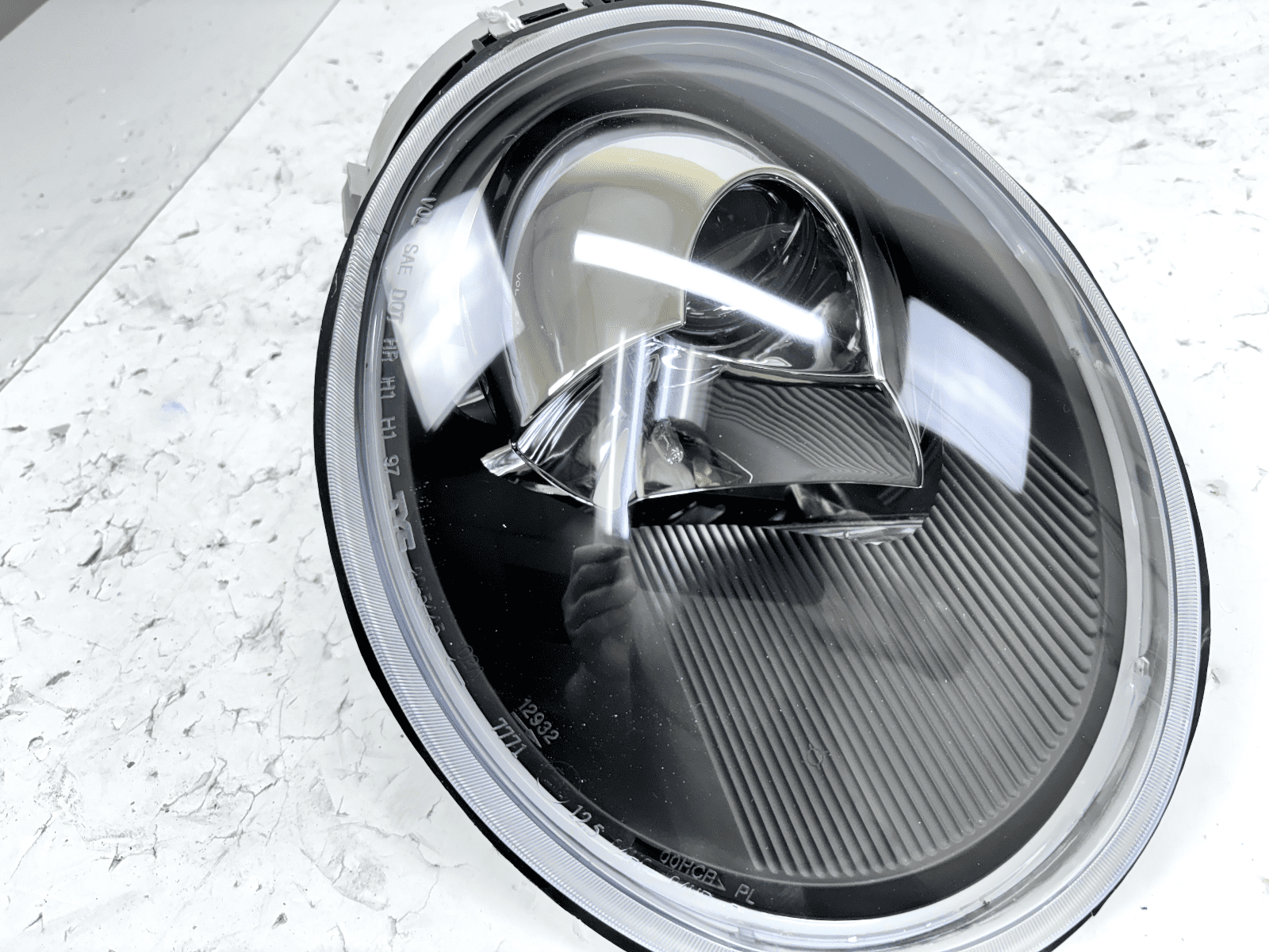1998-2005 VW Beetle Halogen Front Right Headlight - Image 11