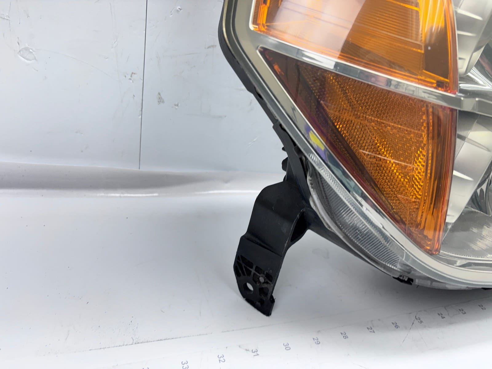 2006-08 Honda Pilot Halogen Front Right OEM Headlight 33101S9VA11 - Image 13