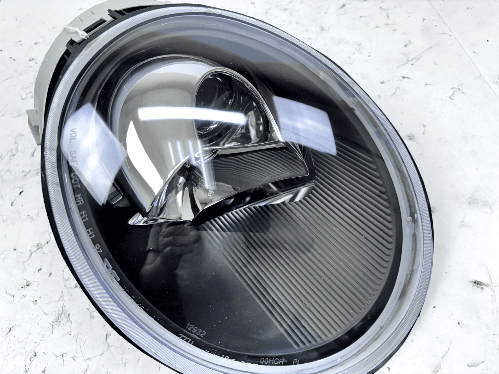 1998-2005 VW Beetle Halogen Front Right Headlight - Image 15