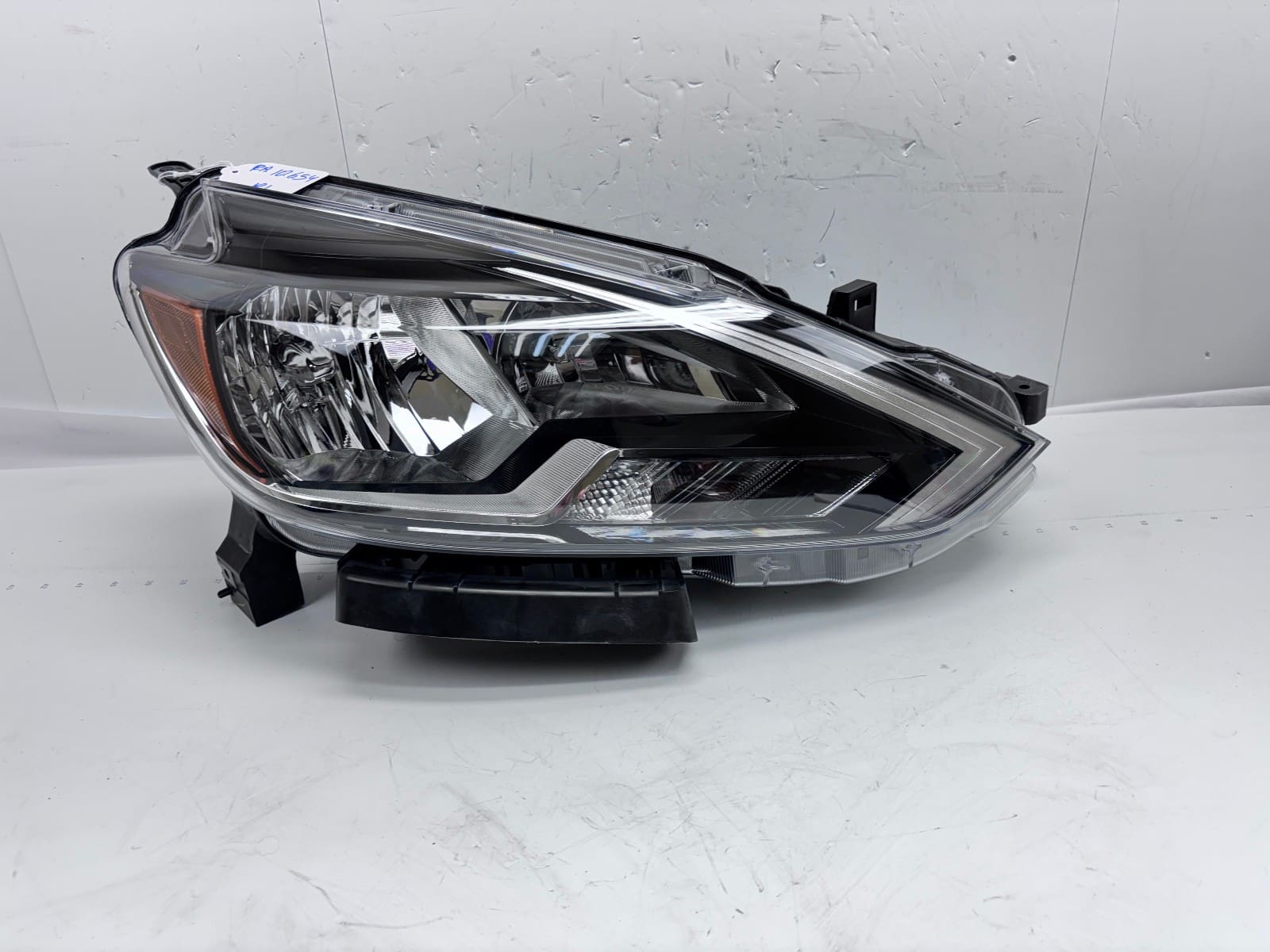 2016-19 Nissan Sentra Halogen Front Right OEM Headlight 260103YU0A - Image 2