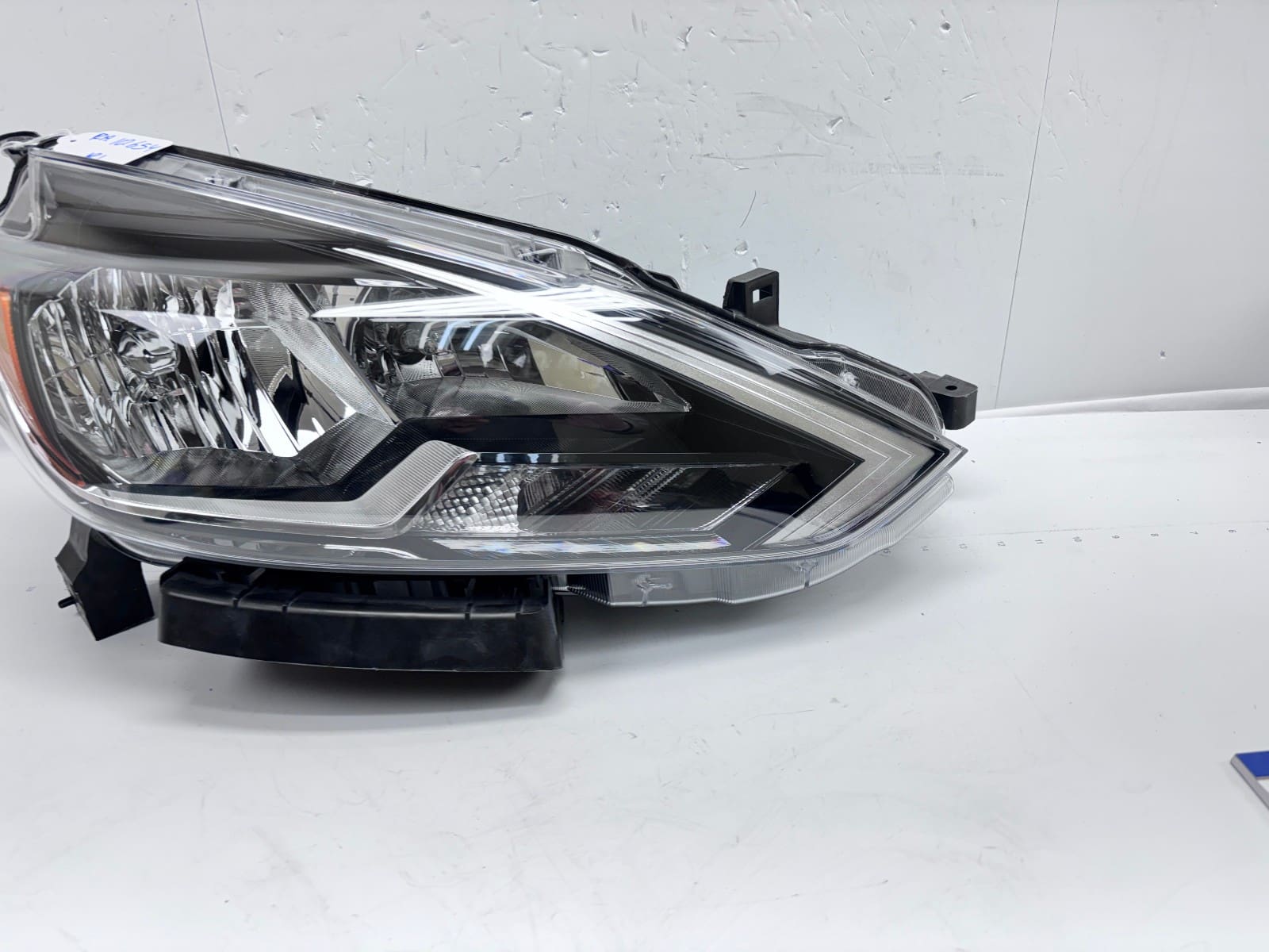 2016-19 Nissan Sentra Halogen Front Right OEM Headlight 260103YU0A - Image 3