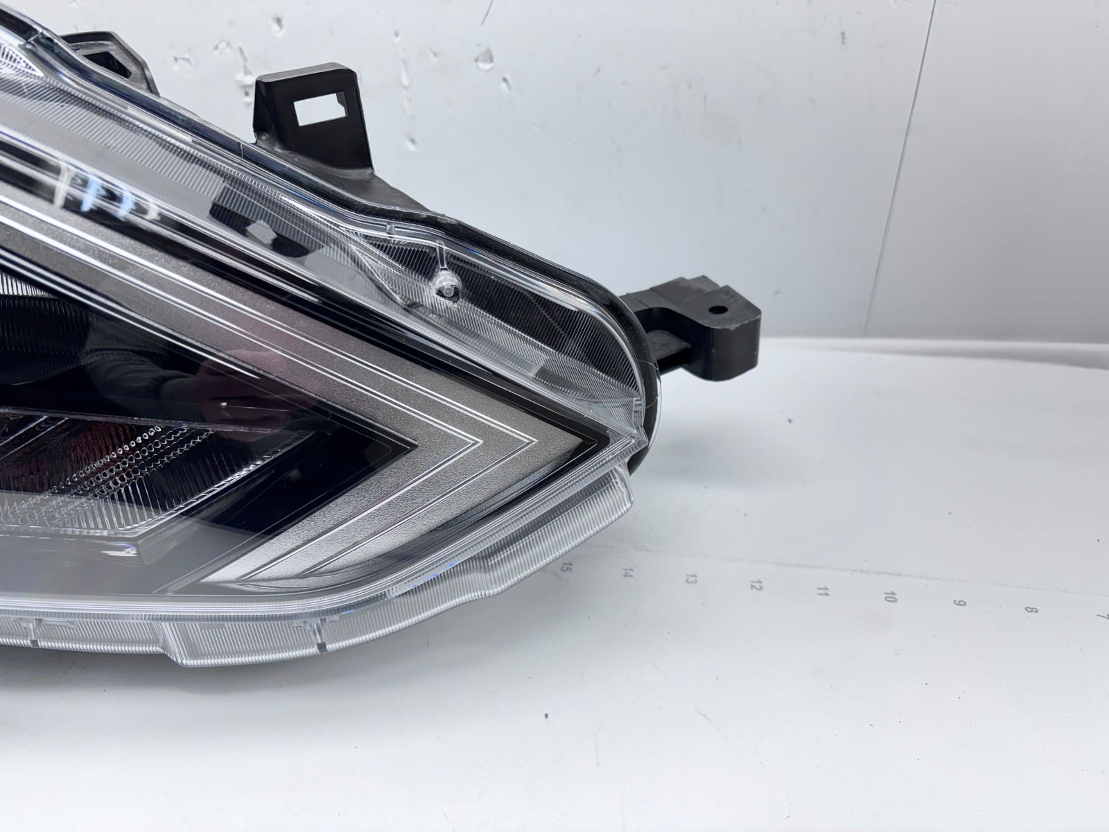 2016-19 Nissan Sentra Halogen Front Right OEM Headlight 260103YU0A - Image 5