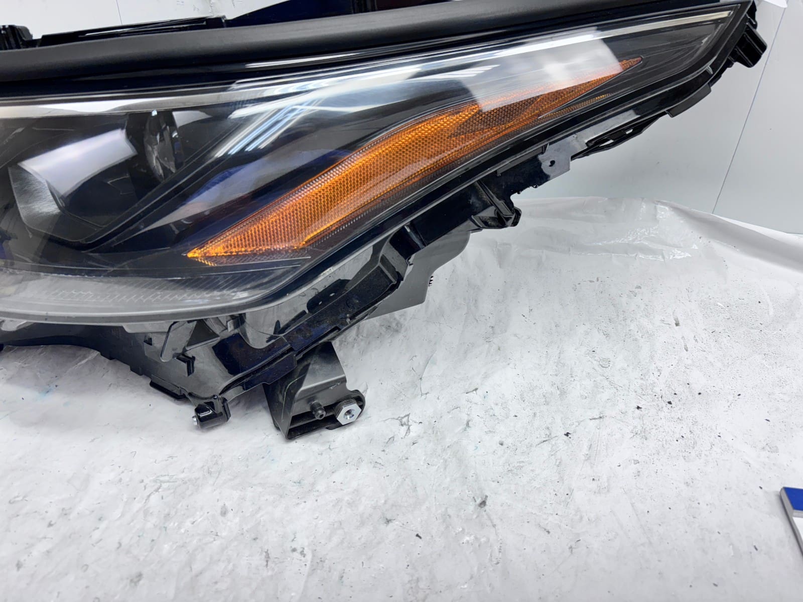 2020-23 Toyota Highlander LED Front Left OEM Headlight 10100-8A0M4 - Image 3
