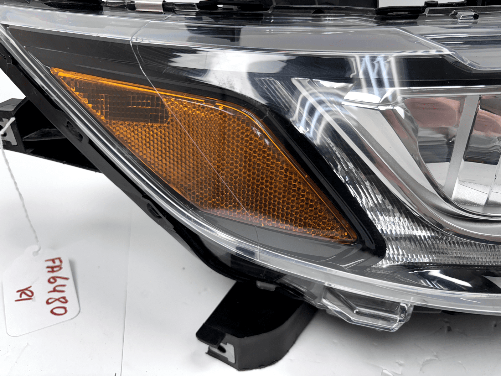 2016-19 Mitsubishi Outlander Halogen LED Front Right OEM Headlight - Image 4