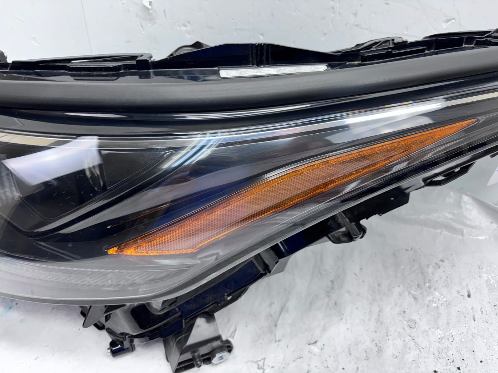 2020-23 Toyota Highlander LED Front Left OEM Headlight 10100-8A0M4 - Image 9