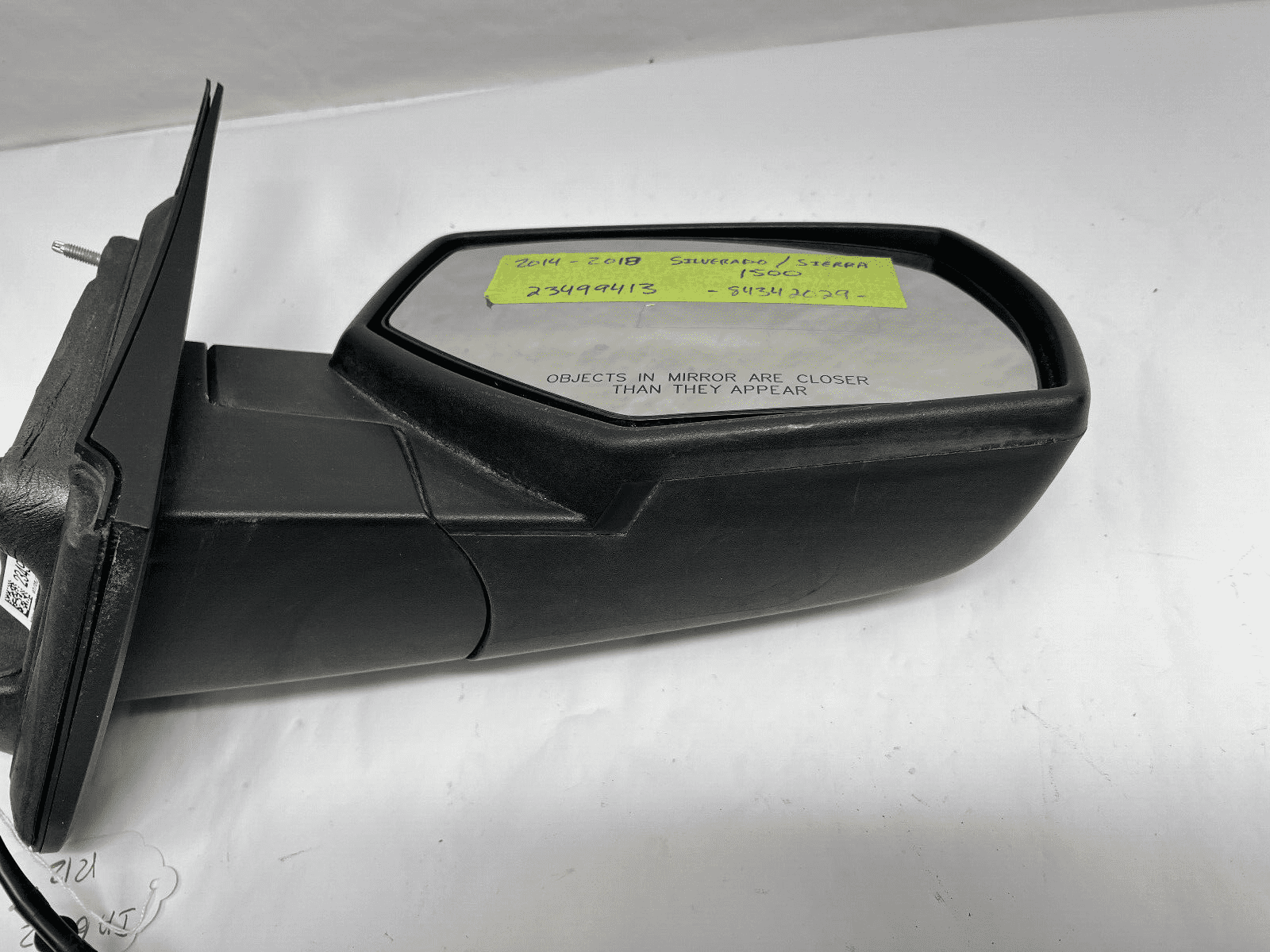 2014-2018 Chevy Silverado 1500 Right OEM Sideview Mirror 23499413 - Image 13