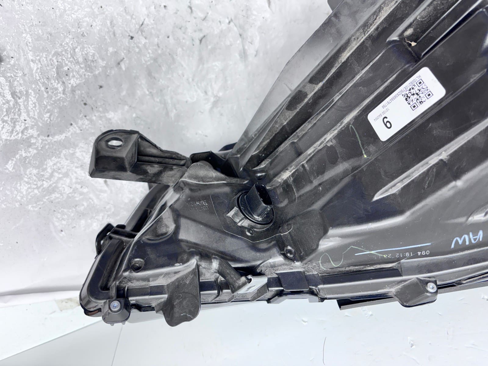 2020-23 Toyota Highlander LED Front Left OEM Headlight 10100-8A0M4 - Image 19