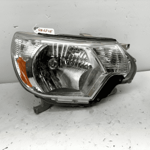 ALL TABS 2012-2015 Toyota Tacoma Halogen Front Right Headlight