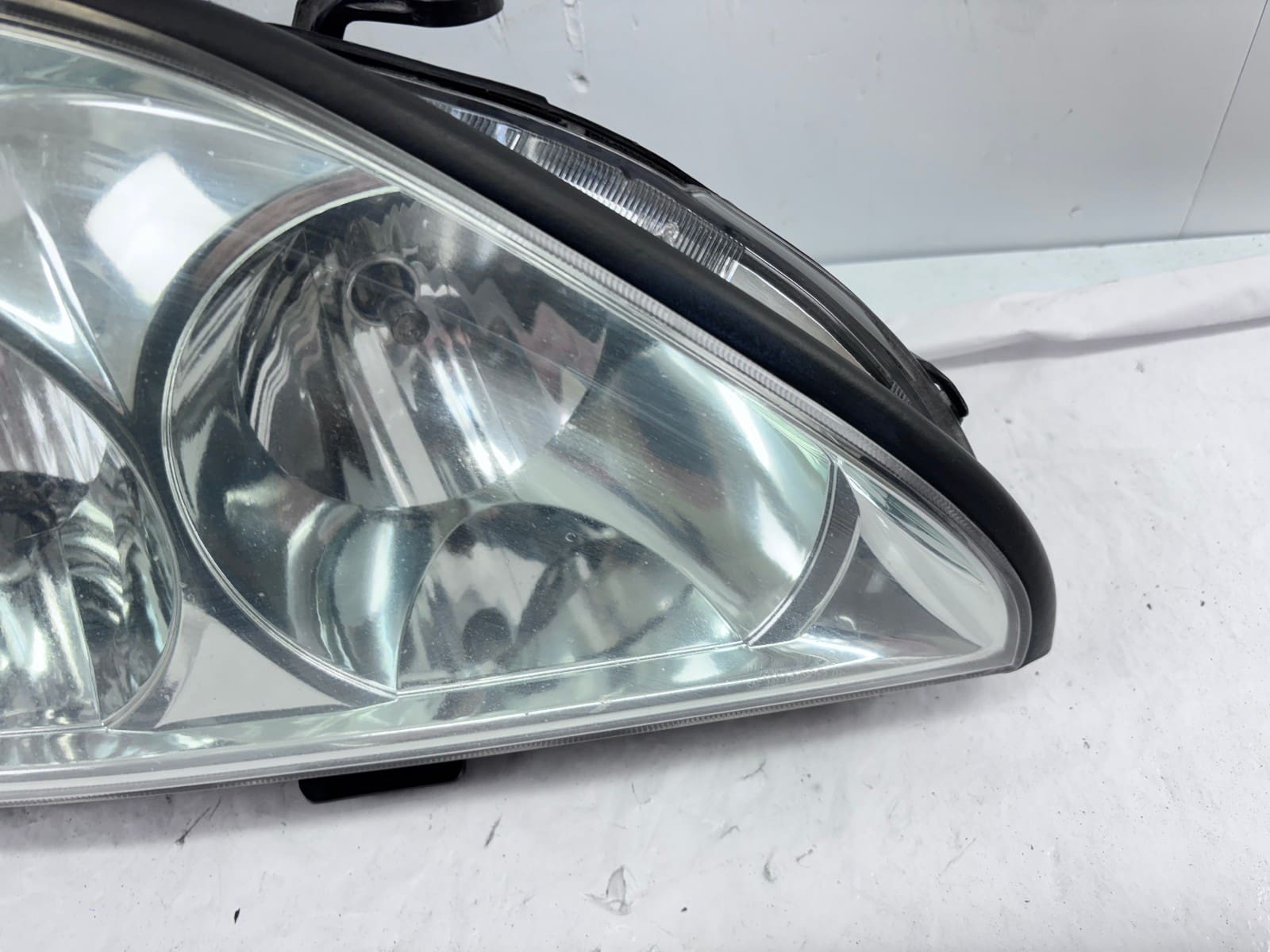 Used 2004-2009 Lexus RX RX350 RX330 Halogen Right OEM Headlight - Image 4