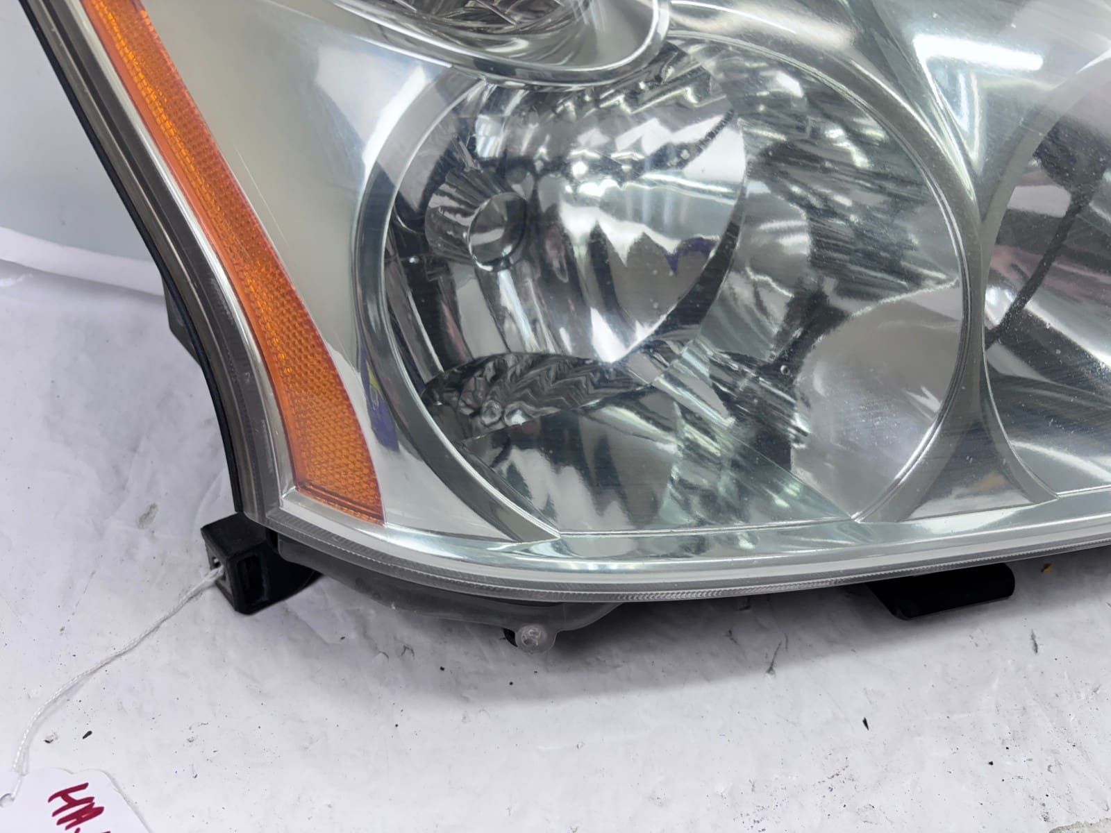Used 2004-2009 Lexus RX RX350 RX330 Halogen Right OEM Headlight - Image 8