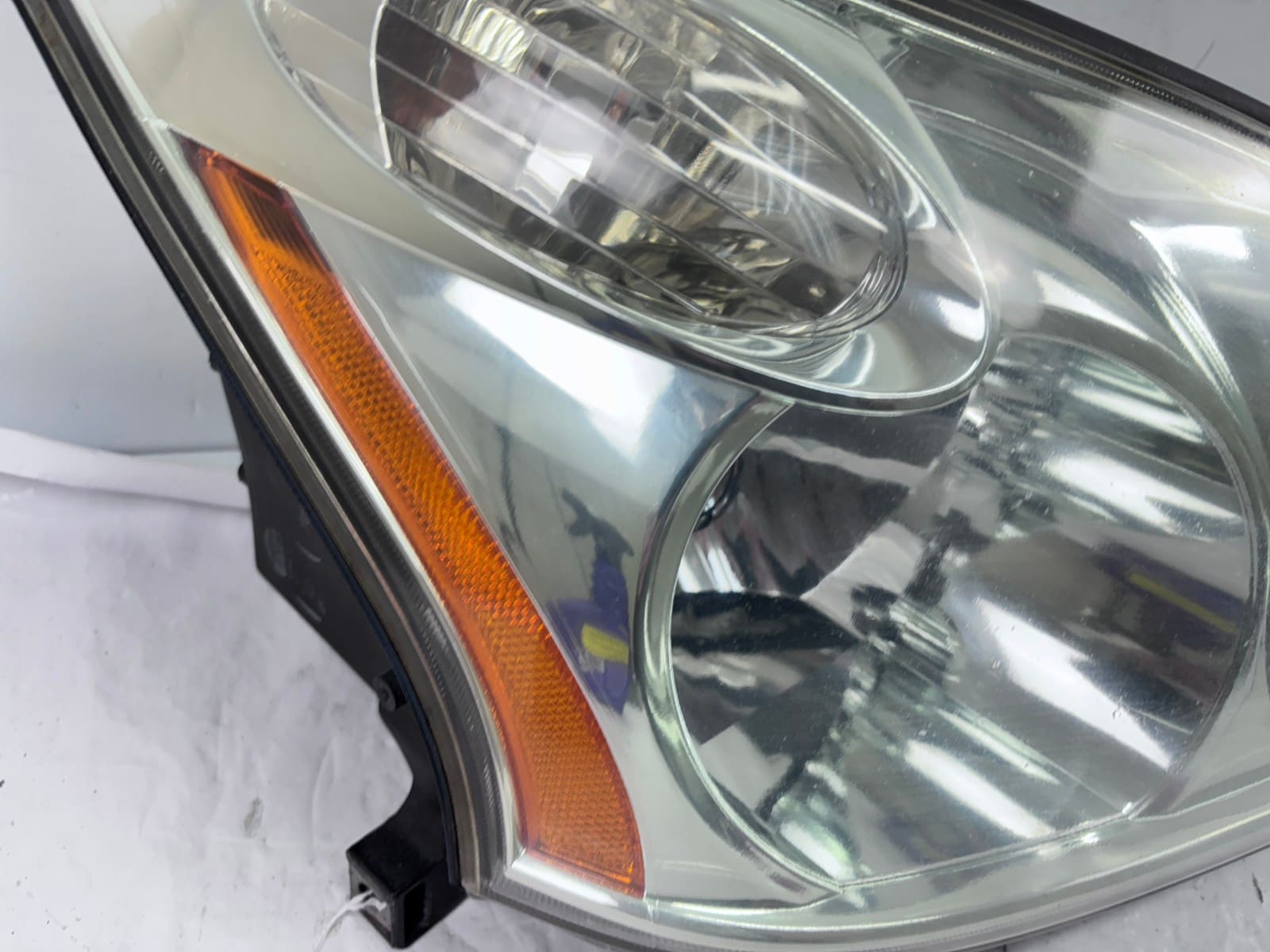 Used 2004-2009 Lexus RX RX350 RX330 Halogen Right OEM Headlight - Image 11