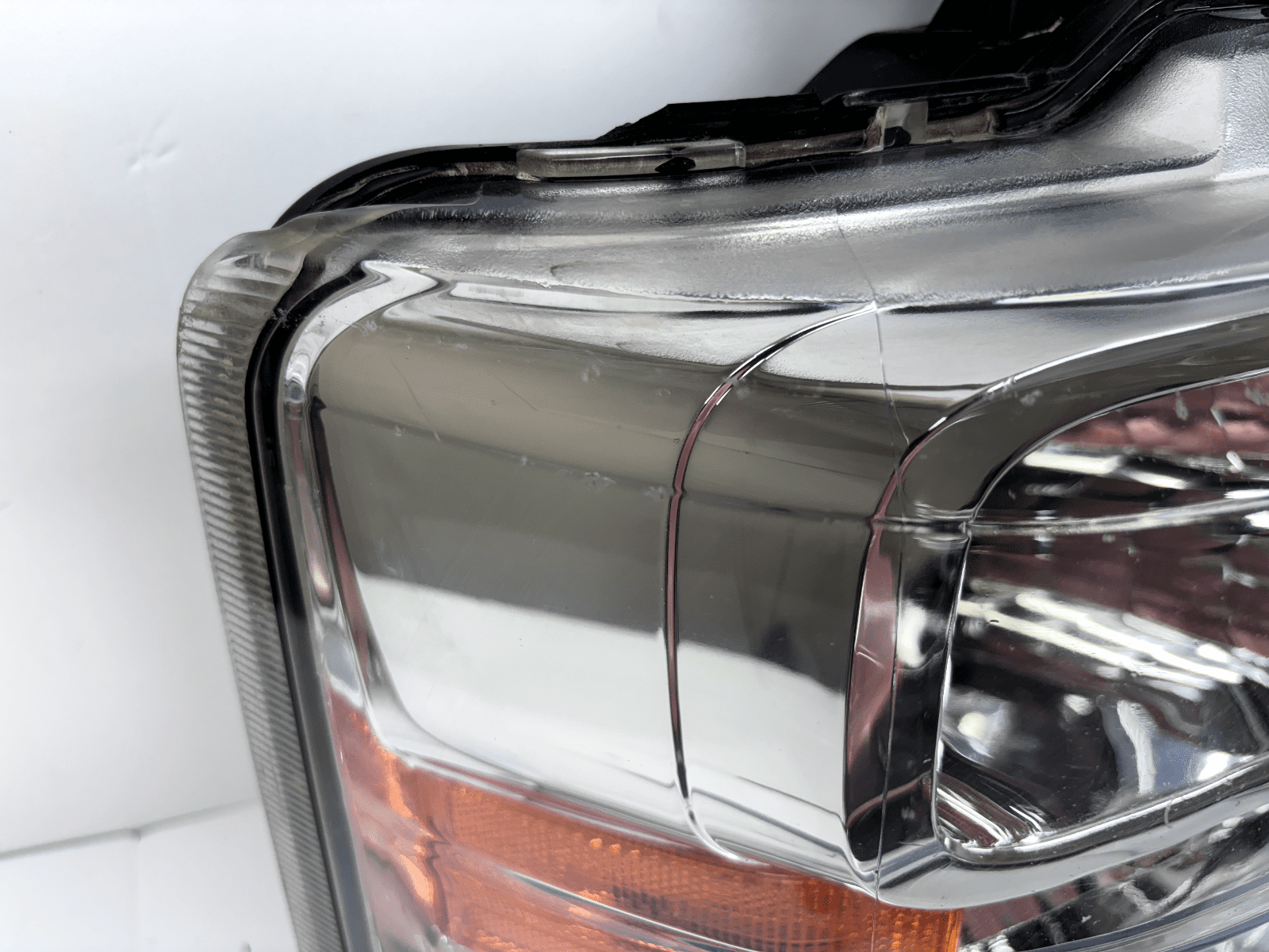 2008-2021 Ford E-Series E150 E250 E350 Front Right Halogen OEM Headlight - Image 12