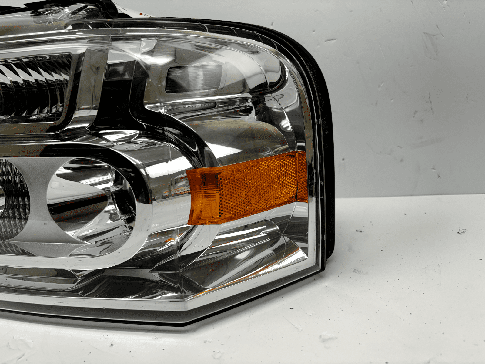 2007-14 Lincoln Navigator Front Left Xenon HID OEM Headlight AL7413035AC - Image 2