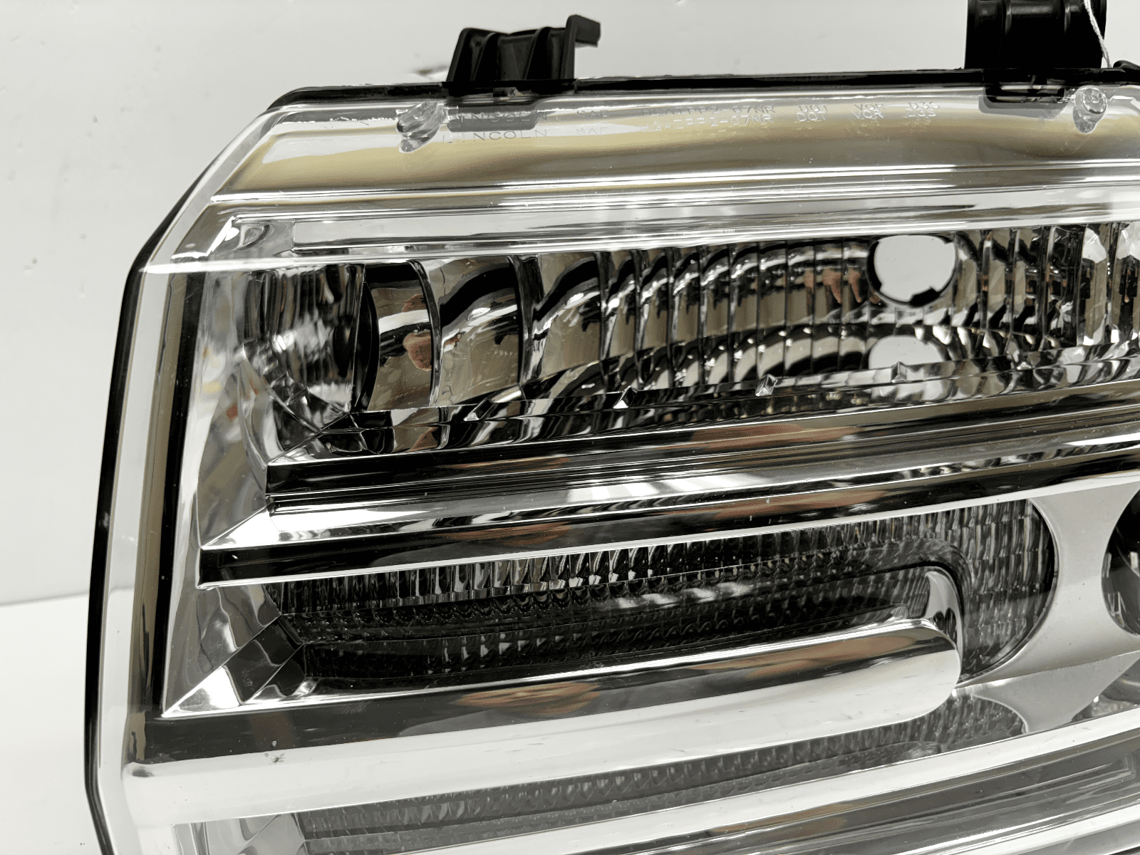 2007-14 Lincoln Navigator Front Left Xenon HID OEM Headlight AL7413035AC - Image 10
