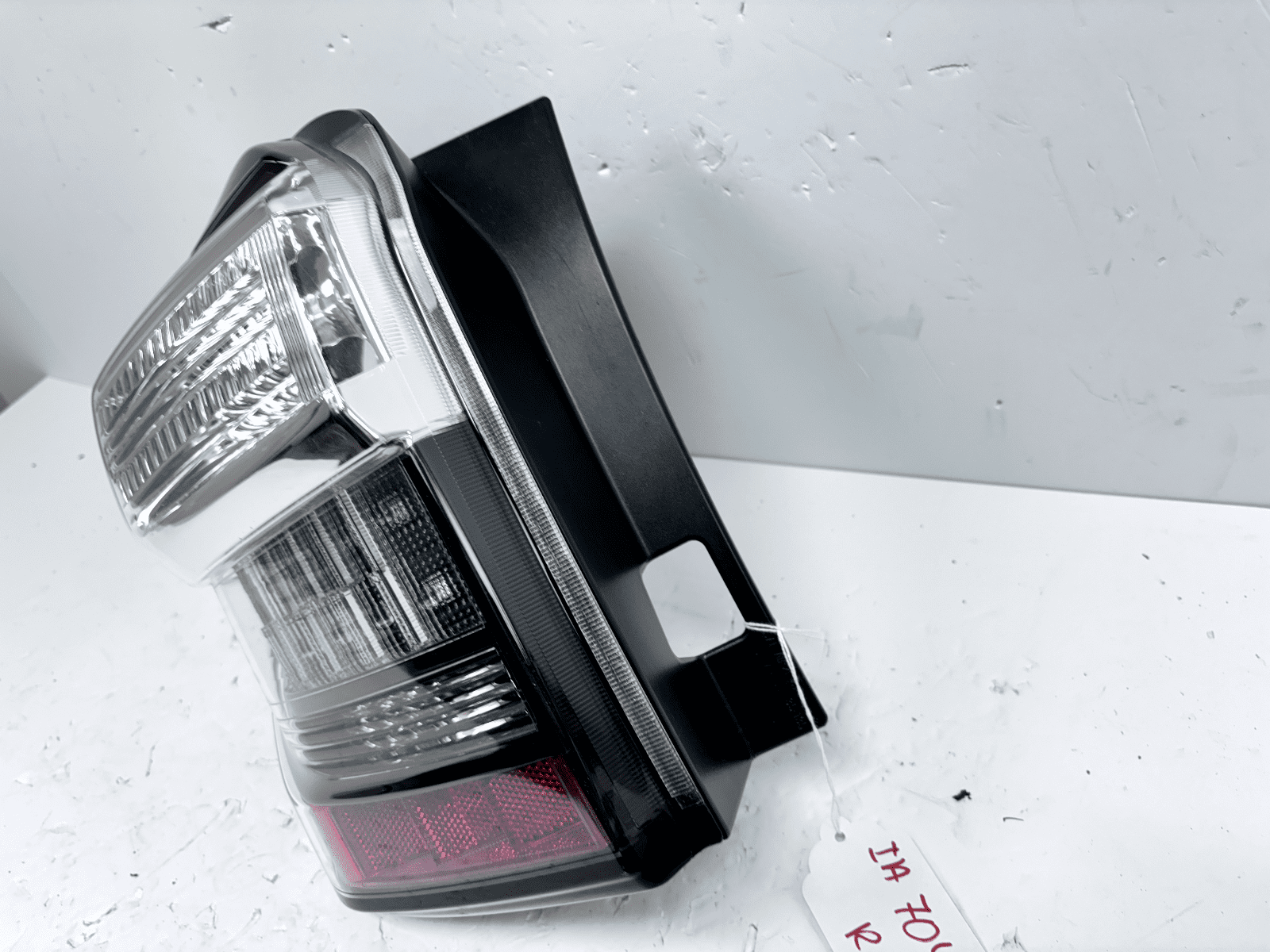 2014-2023 Toyota 4Runner Halogen Rear Left OEM Tail Light - Image 4