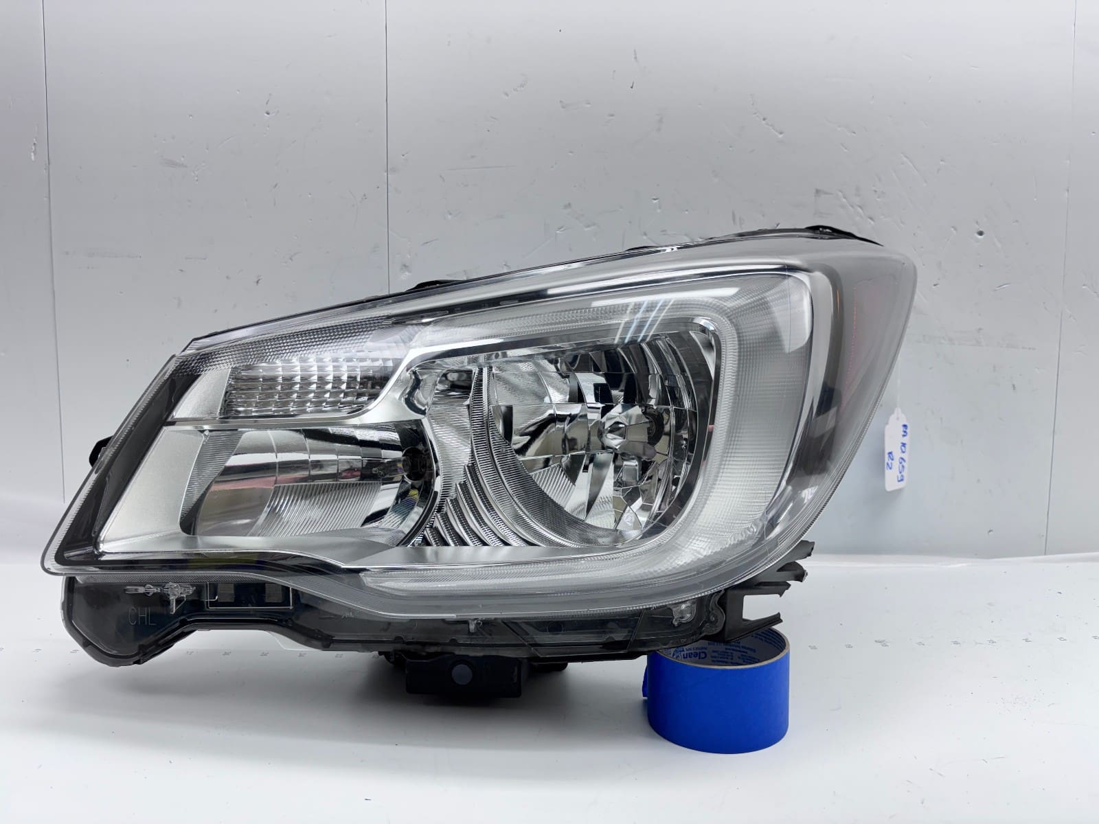 2017-18 Subaru Forester Halogen Front Left OEM Headlight 84001SG291 - Image 2
