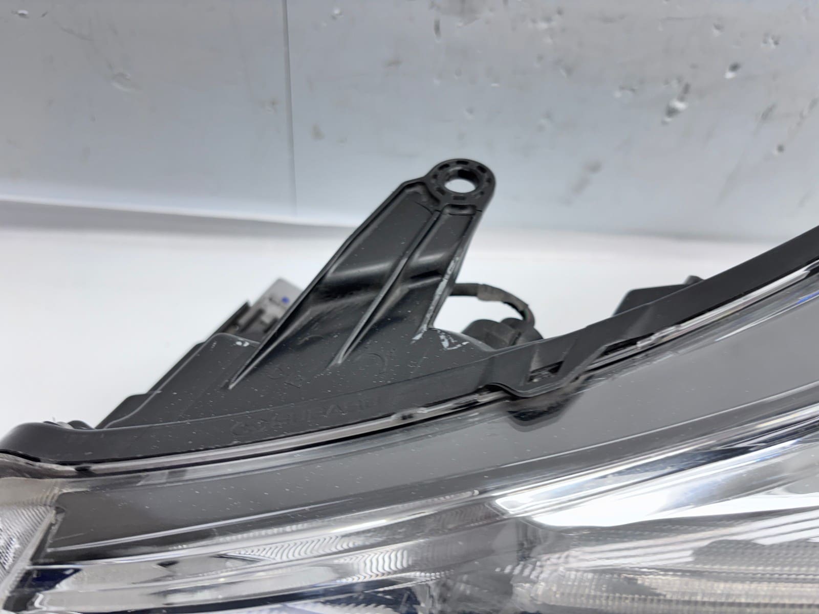 2017-18 Subaru Forester Halogen Front Left OEM Headlight 84001SG291 - Image 10
