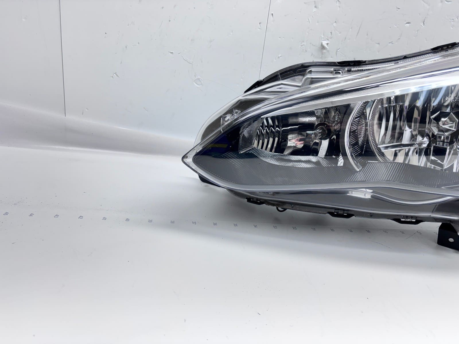 2017-23 Subaru Crosstrek; Impreza Front Left OEM Headlight 84001FL01A - Image 2