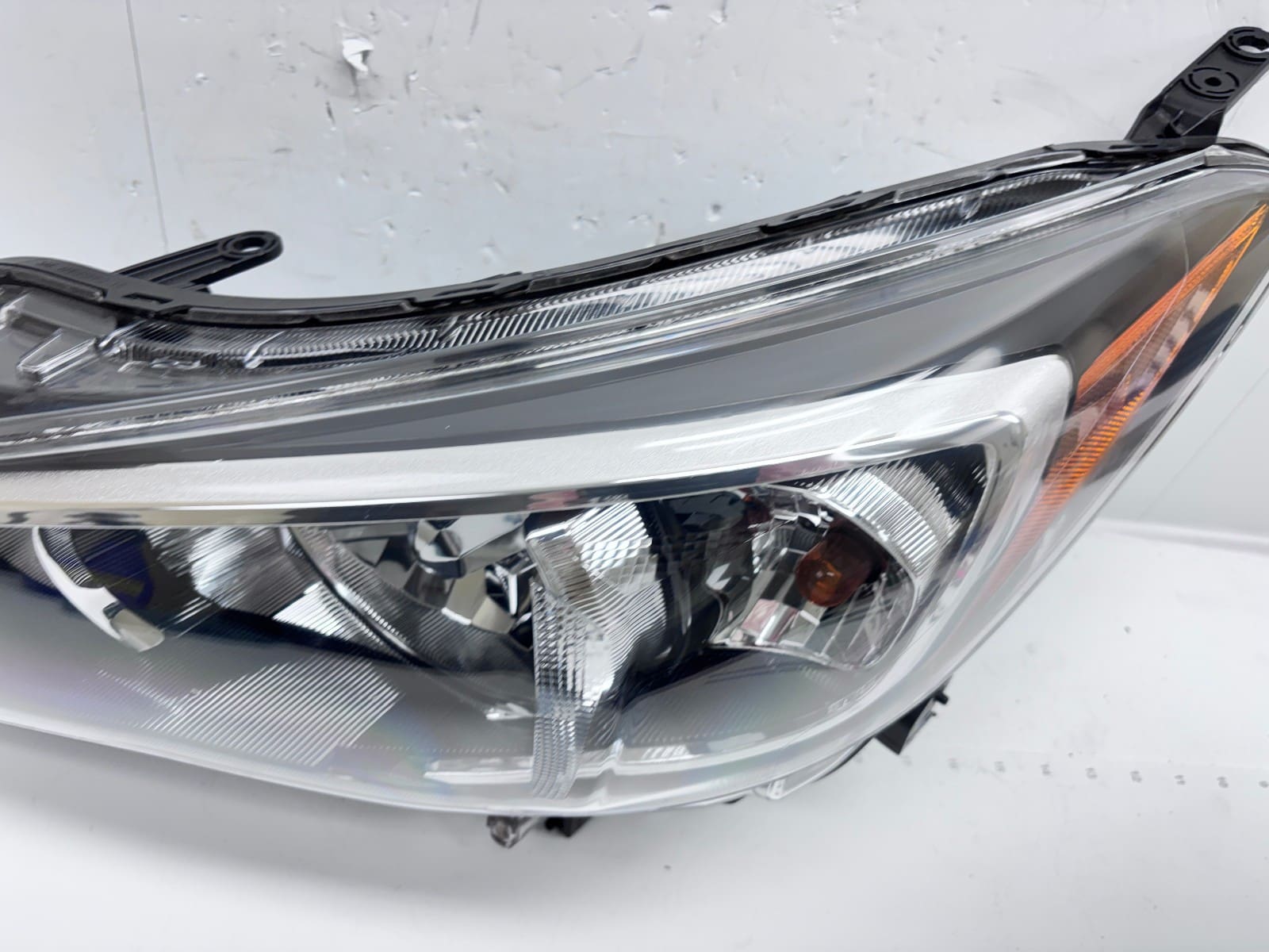 2017-23 Subaru Crosstrek; Impreza Front Left OEM Headlight 84001FL01A - Image 17