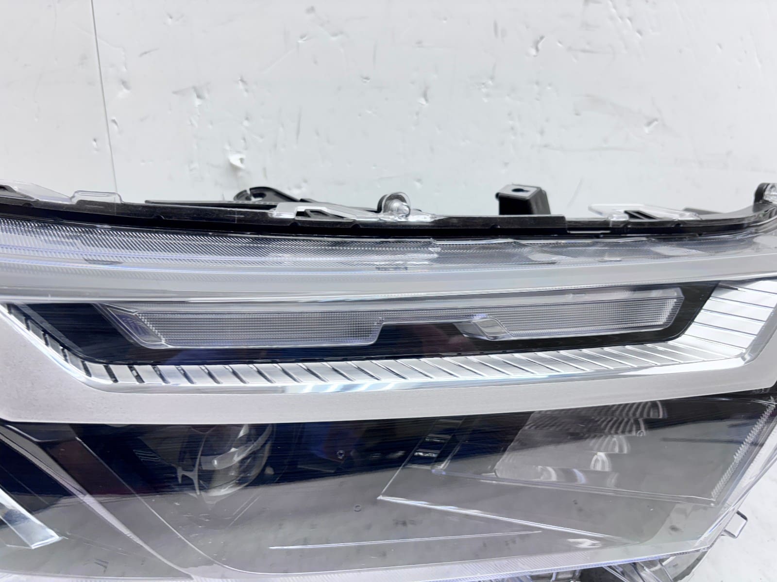 2022-24 Toyota RAV4 XLE LED Front Right OEM Headlight 81110-0R350 - Image 6