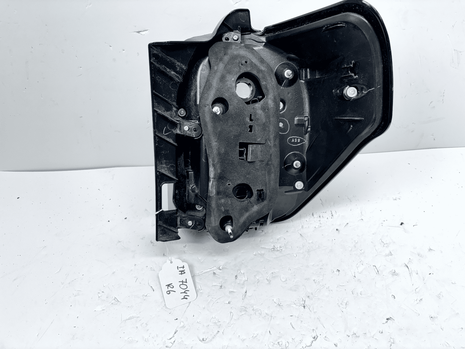 2014-2023 Toyota 4Runner Halogen Rear Left OEM Tail Light - Image 15