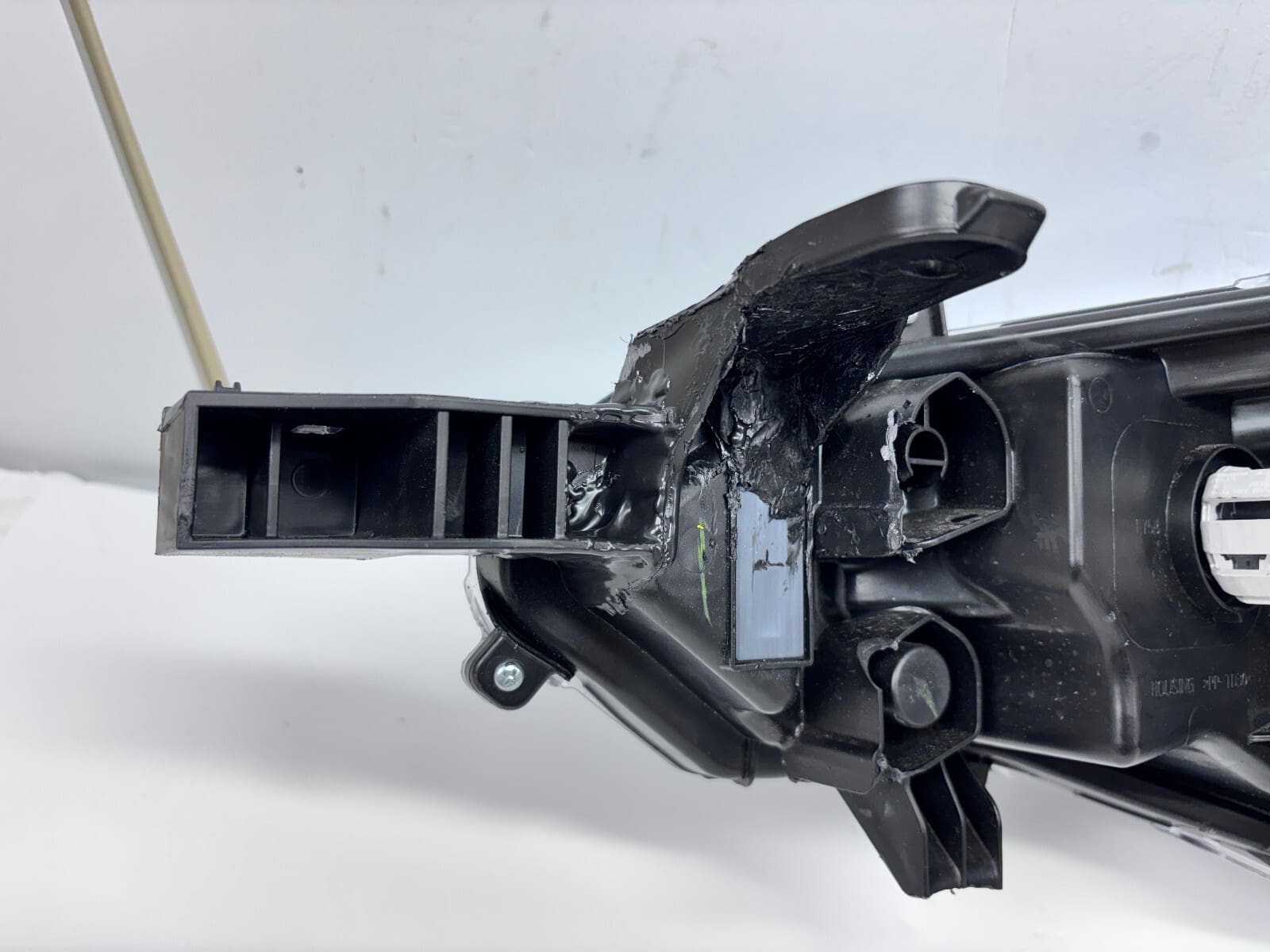 2022-25 Toyota Corolla Cross LED Front Right OEM Headlight 10000-8A0GR - Image 20