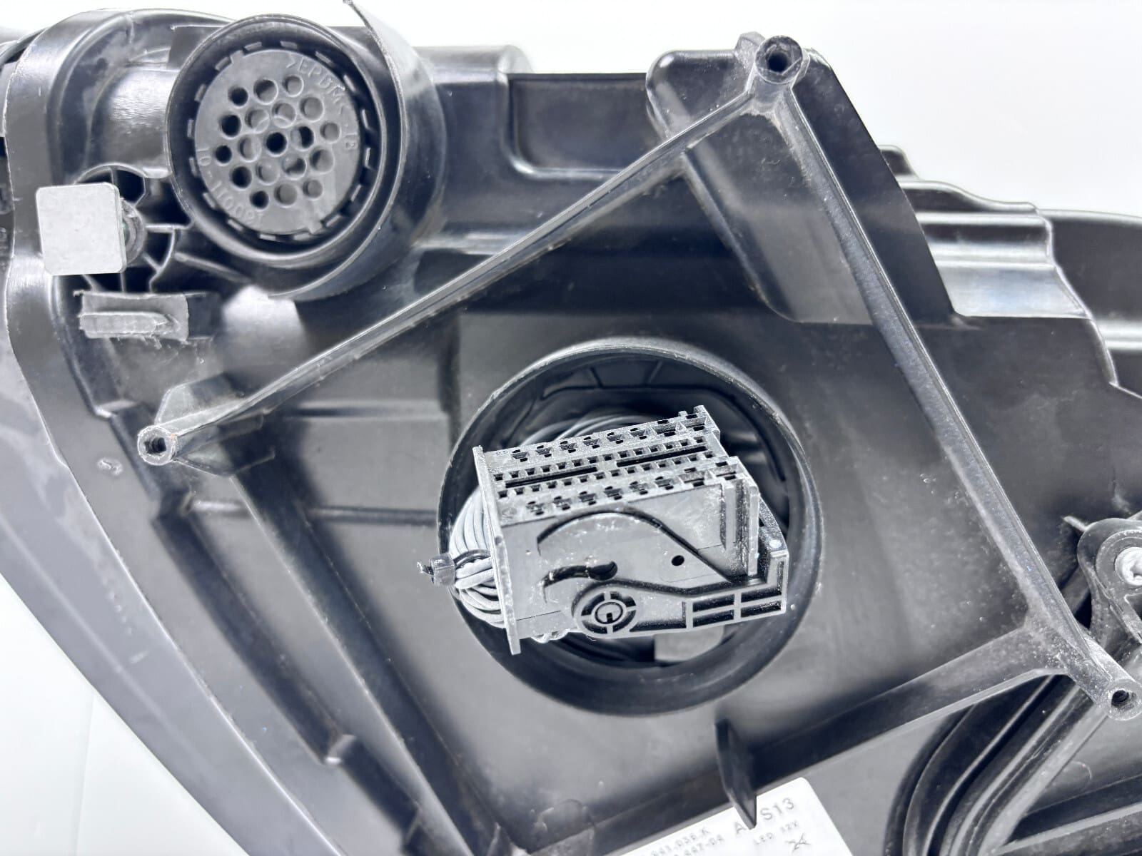 2019-23 Porsche Cayenne Matrix LED Front Right OEM Headlight 9Y0941036K - Image 19