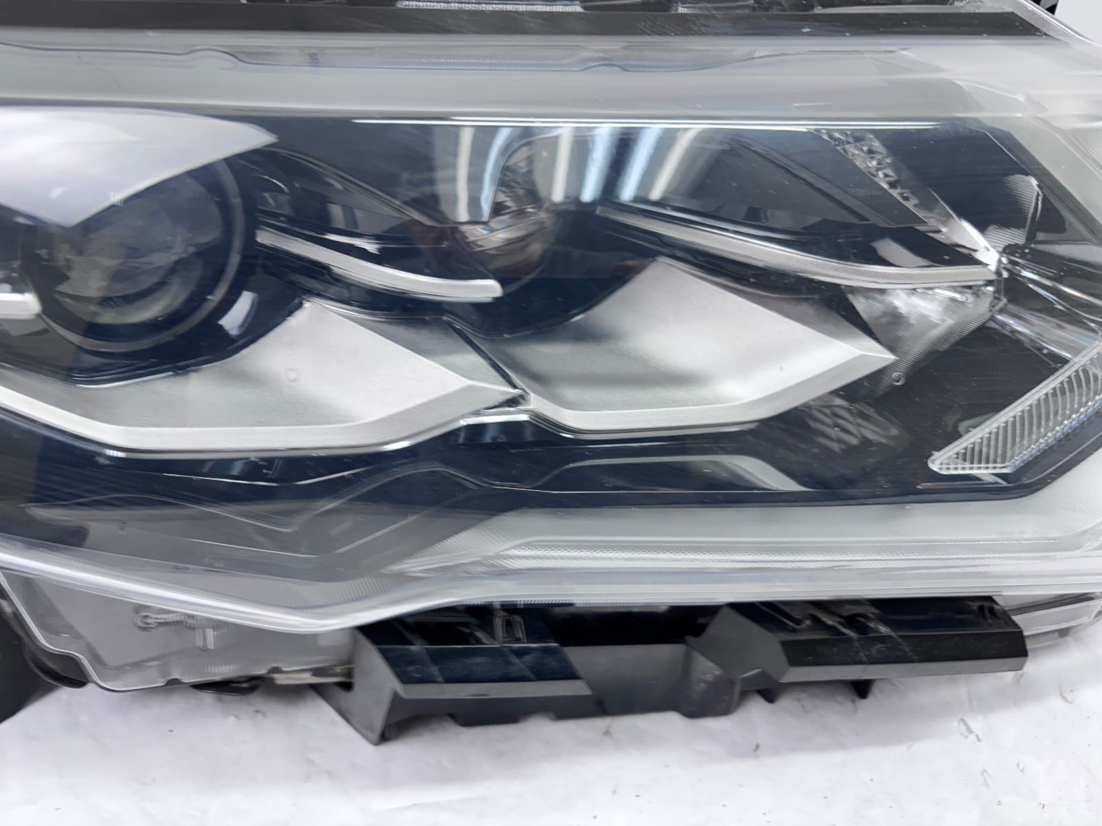 2017-20 Nissan Rogue Front Right LED Headlight OEM Factory OE-Certified - Image 10