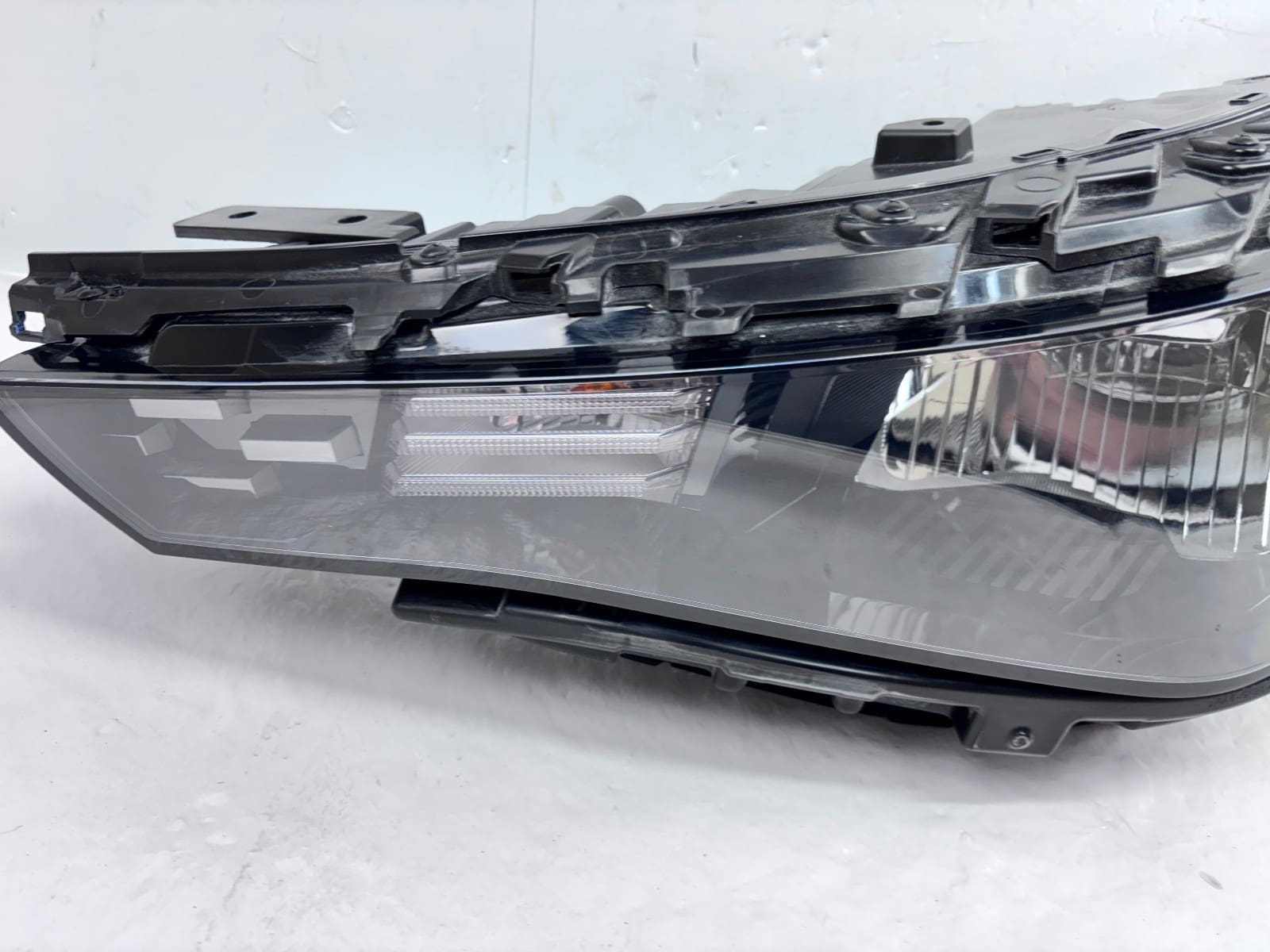 NICE 2023-25 Kia Soul Halogen Front Left OEM Headlight 92101-K0520 - Image 10