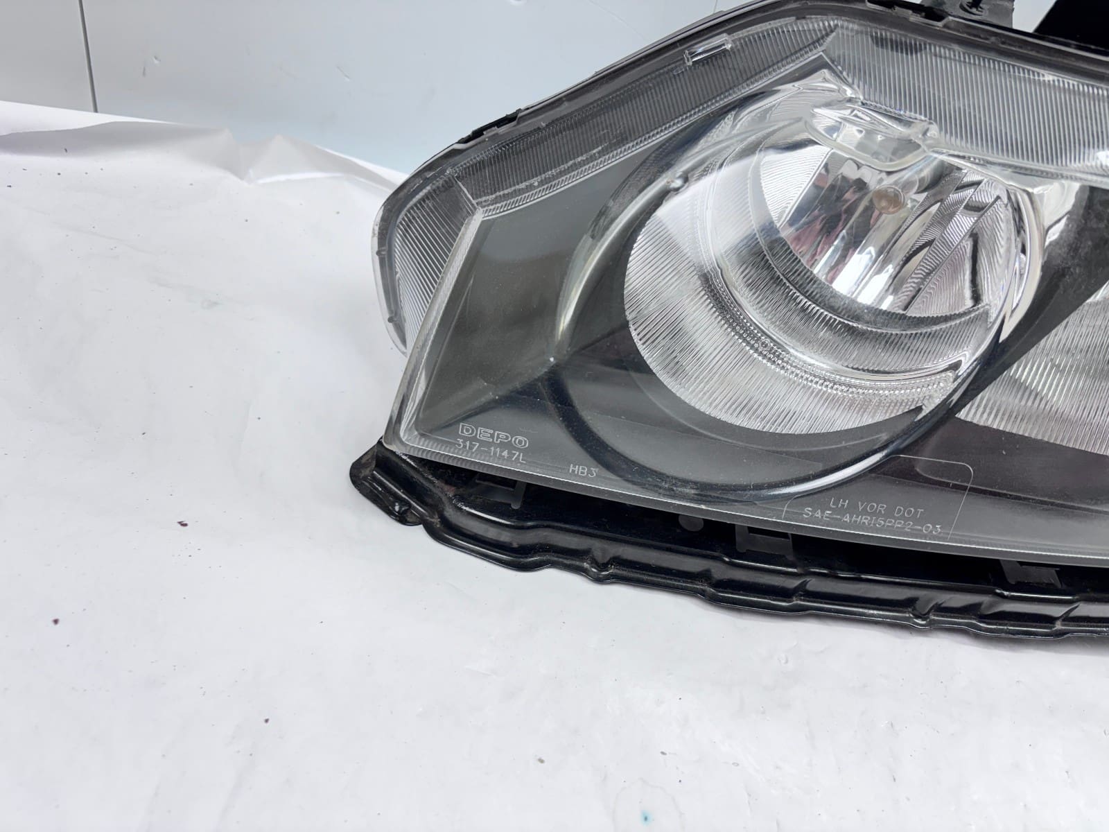 2009-2011 Honda Civic Halogen Front Left CAPA Headlight - Image 2