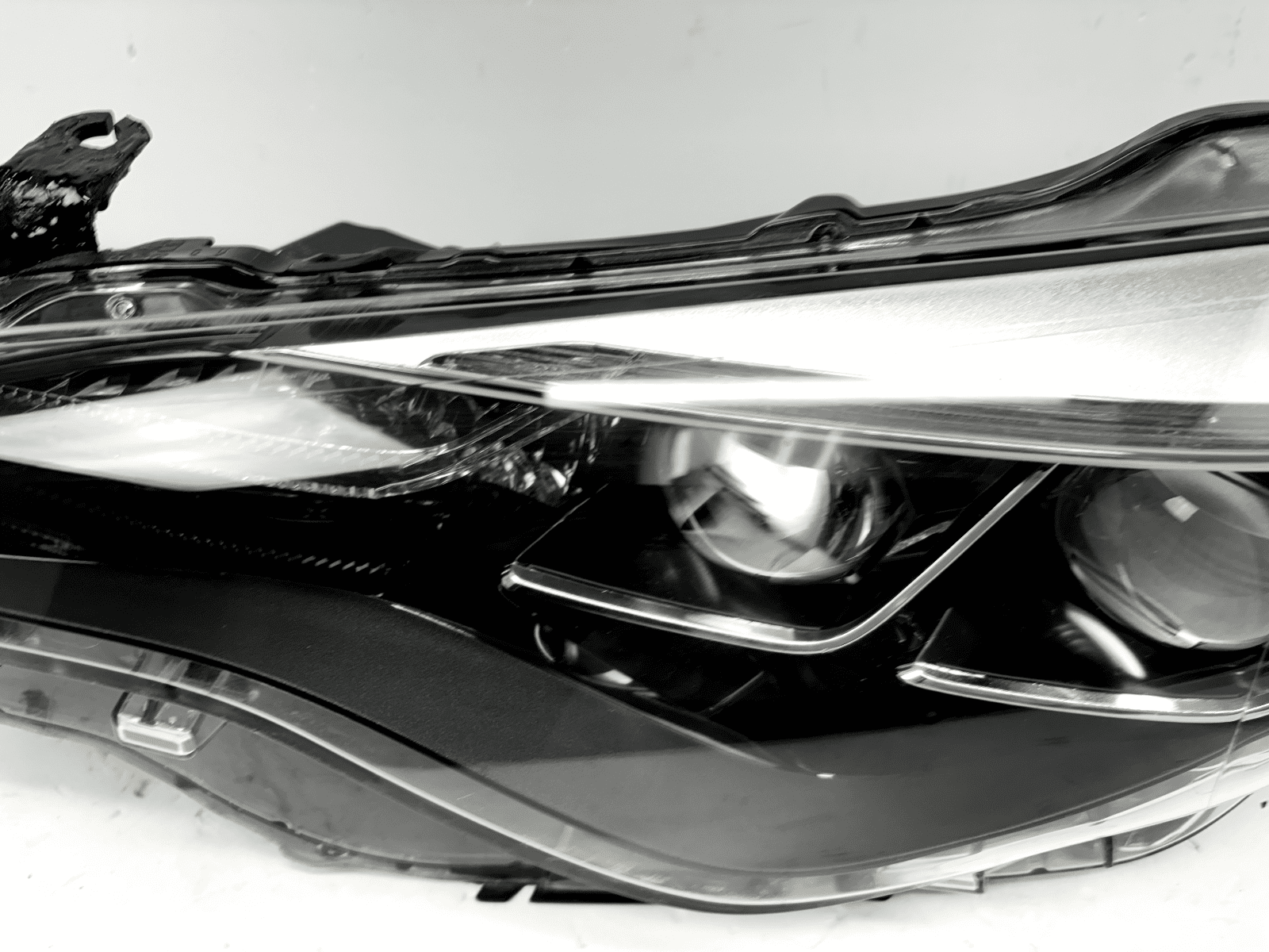 2017-19 Toyota Corolla LED Dual Projector Front Left OEM Headlight - Image 10