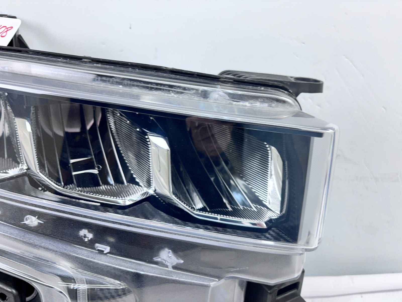 2019-22 Chevy Silverado 1500 LED Front Right OEM Headlight 84621851 - Image 3