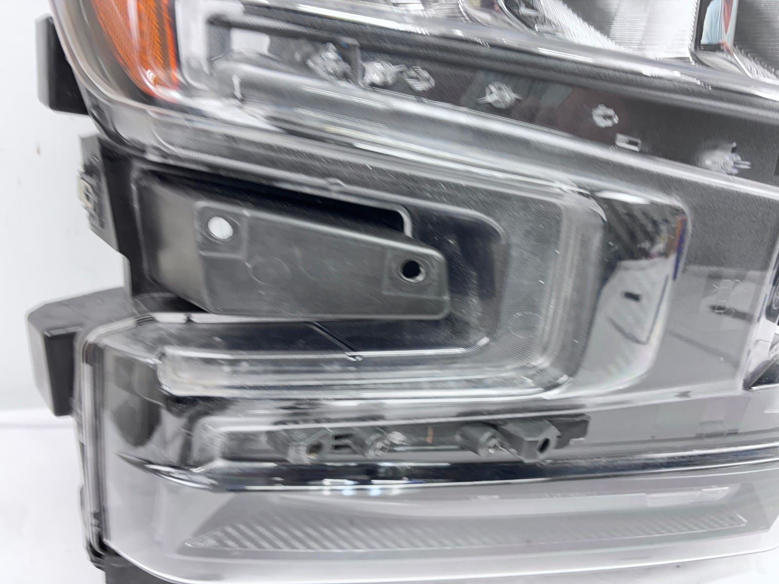 2019-22 Chevy Silverado 1500 LED Front Right OEM Headlight 84621851 - Image 13