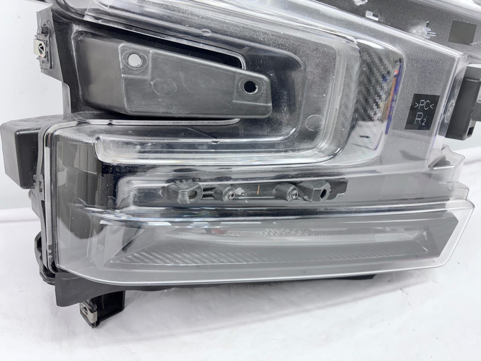 2019-22 Chevy Silverado 1500 LED Front Right OEM Headlight 84621851 - Image 14