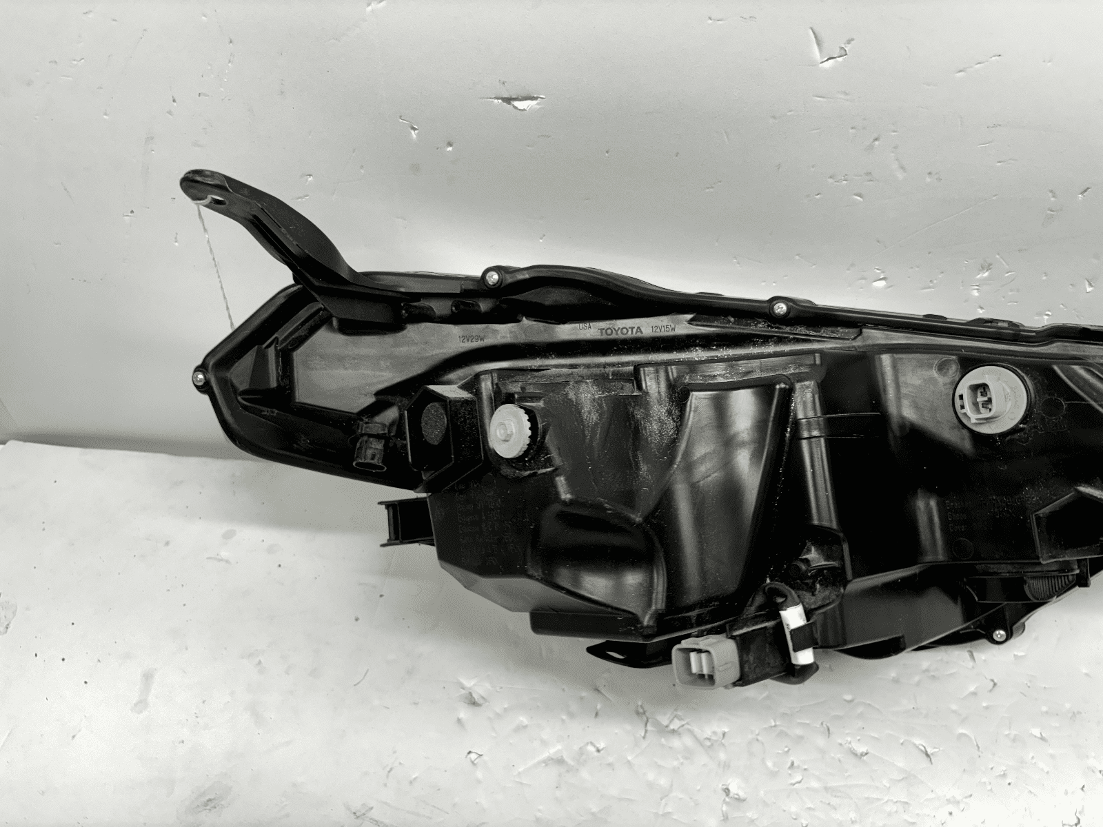 2017-19 Toyota Corolla LED Dual Projector Front Left OEM Headlight - Image 18