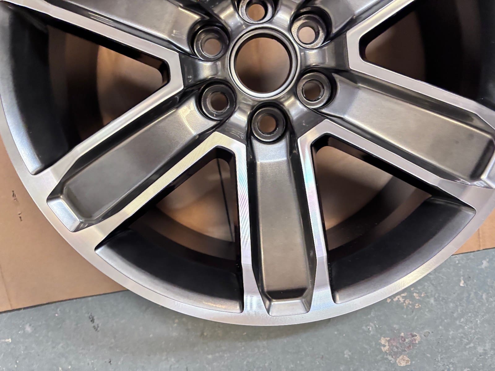 2017-23 GMC Acadia OEM 20x8 Inch Wheel Mach & Black 23101920 - Image 6