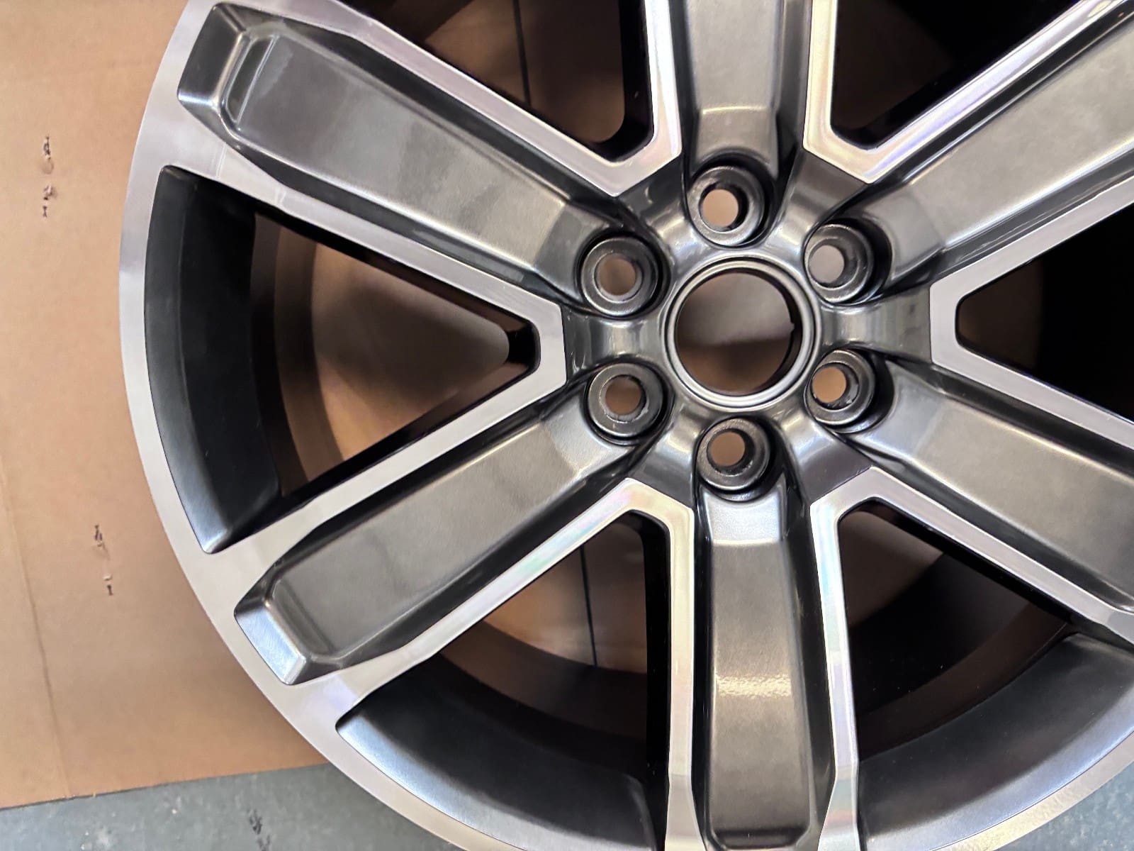 2017-23 GMC Acadia OEM 20x8 Inch Wheel Mach & Black 23101920 - Image 7