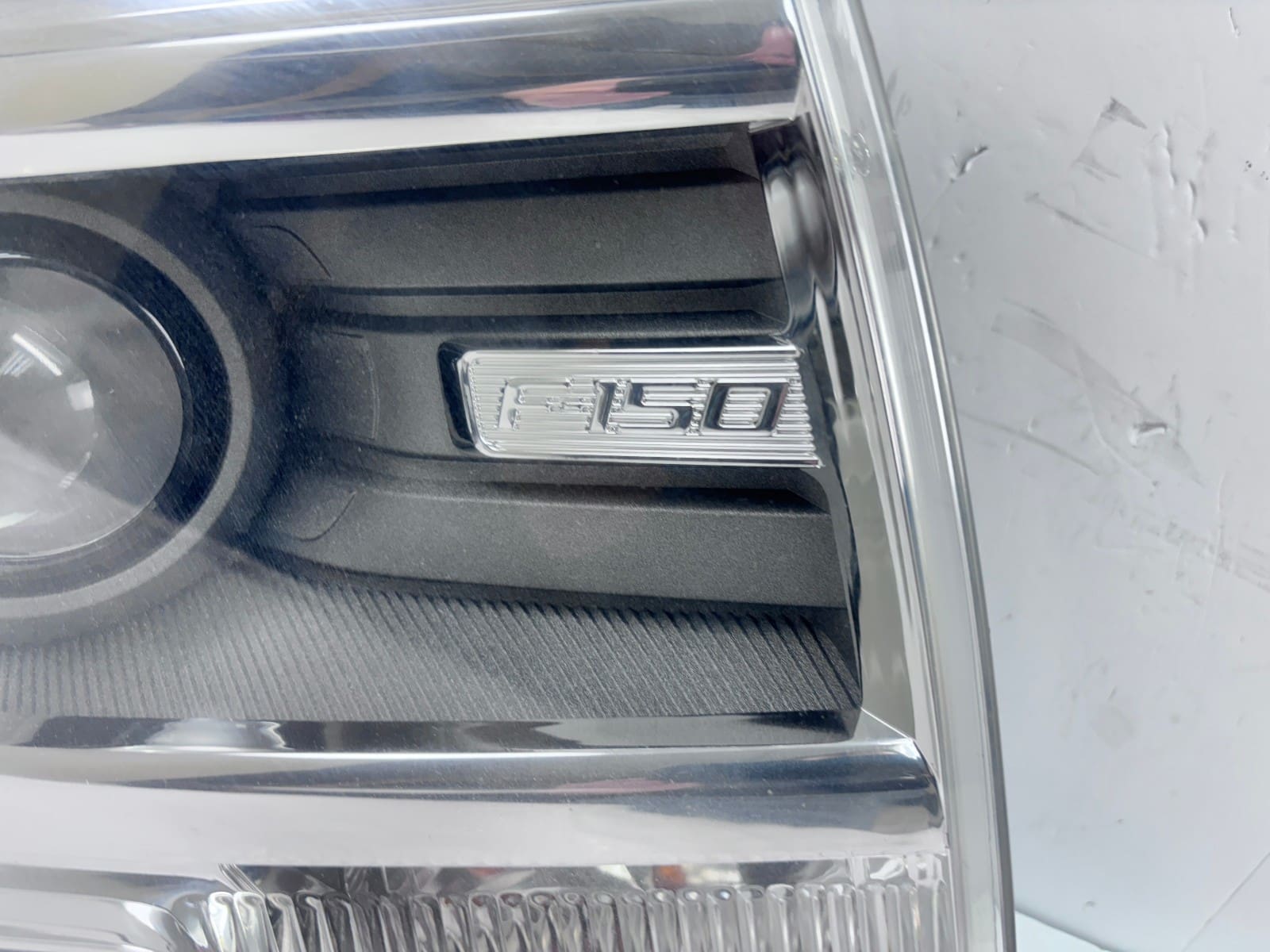 2009-2014 Ford F150 Xenon HID Front Right OEM Headlight - Image 5