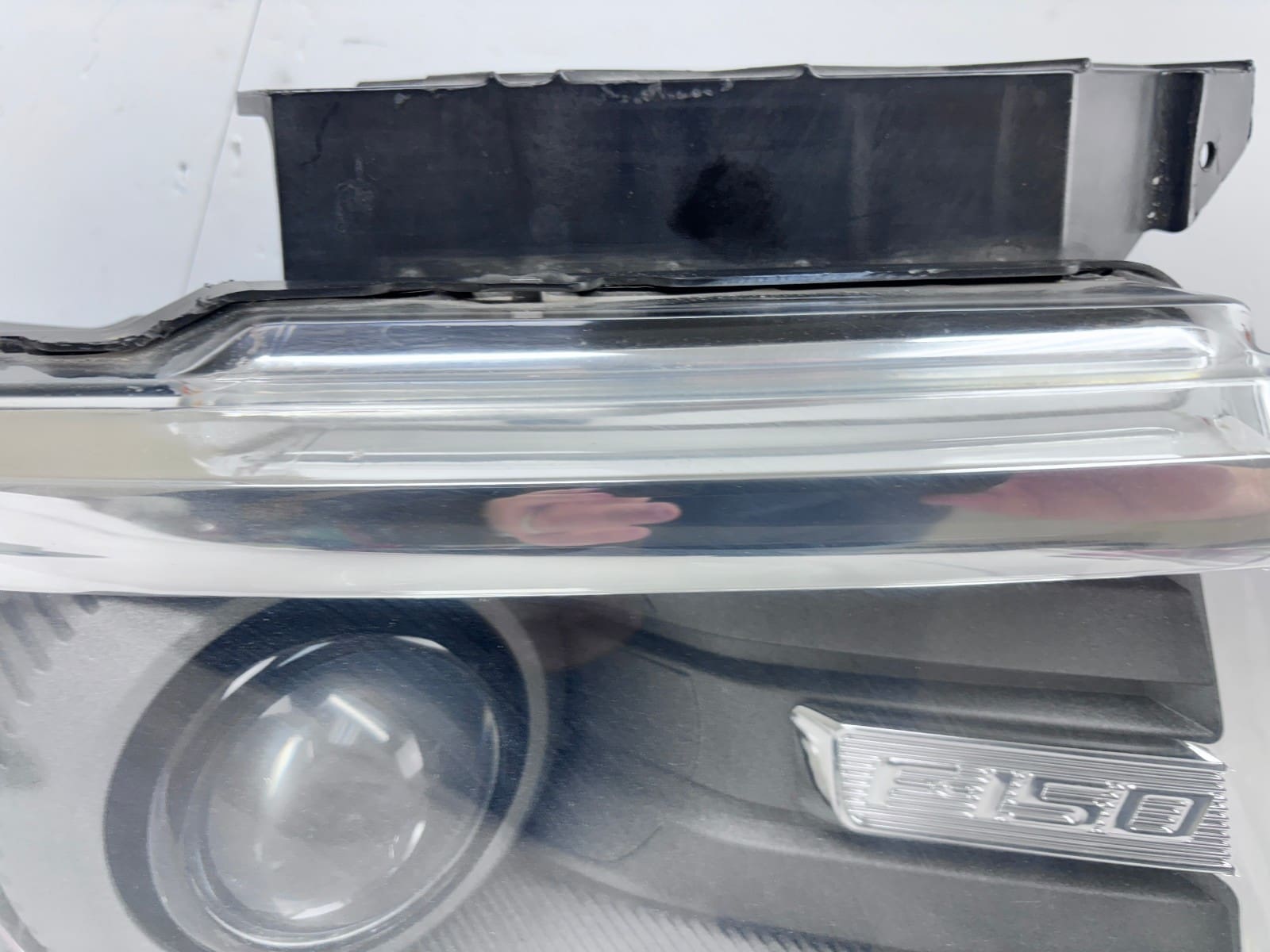2009-2014 Ford F150 Xenon HID Front Right OEM Headlight - Image 7