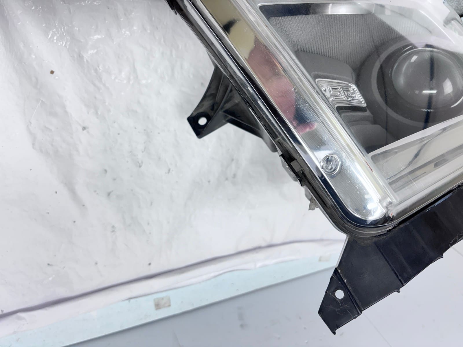 2009-2014 Ford F150 Xenon HID Front Right OEM Headlight - Image 17