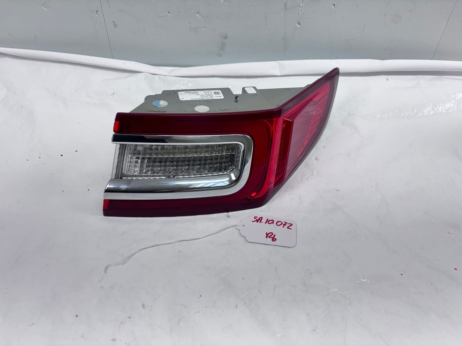 2017-2020 Lincoln Continental LED Rear Right OEM Tail Light