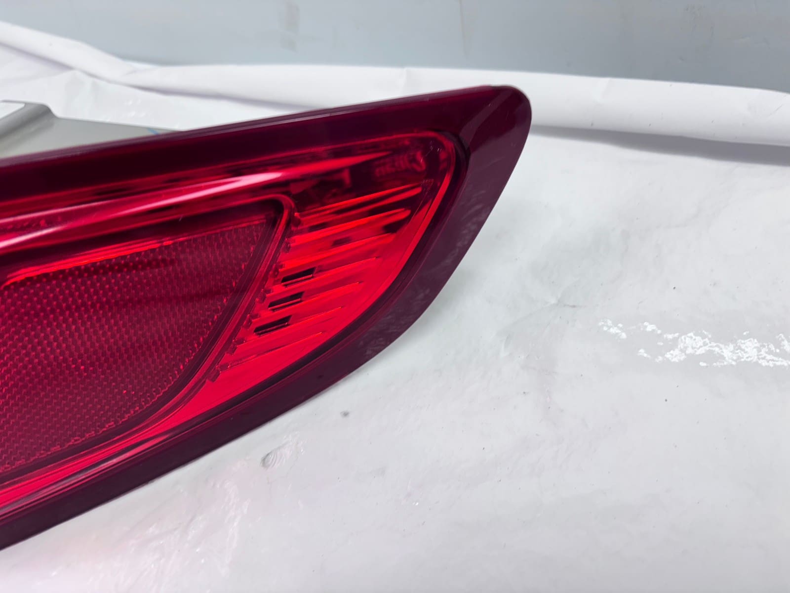 2017-2020 Lincoln Continental LED Rear Right OEM Tail Light - Image 5