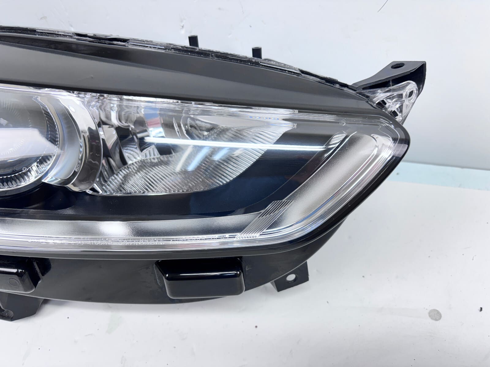 2013-2016 Ford Fusion Halogen Front Right CAPA Headlight - Image 6