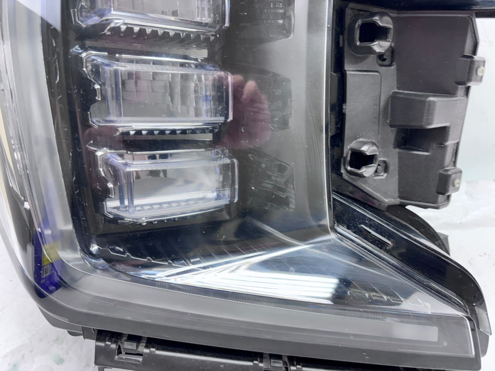 2021-2023 GMC Yukon Denali LED Front Right OEM Headlight 84898702 - Image 6