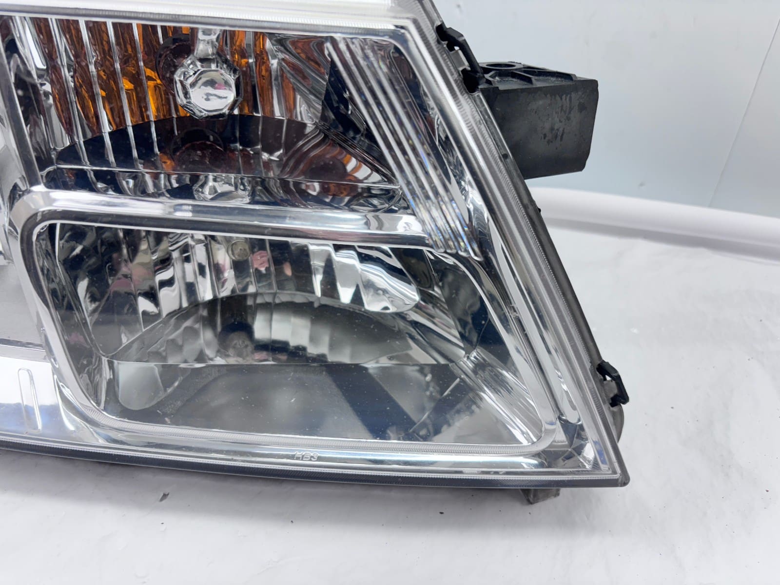 2009-2020 Dodge Journey Halogen Front Right OEM Headlight - Image 3