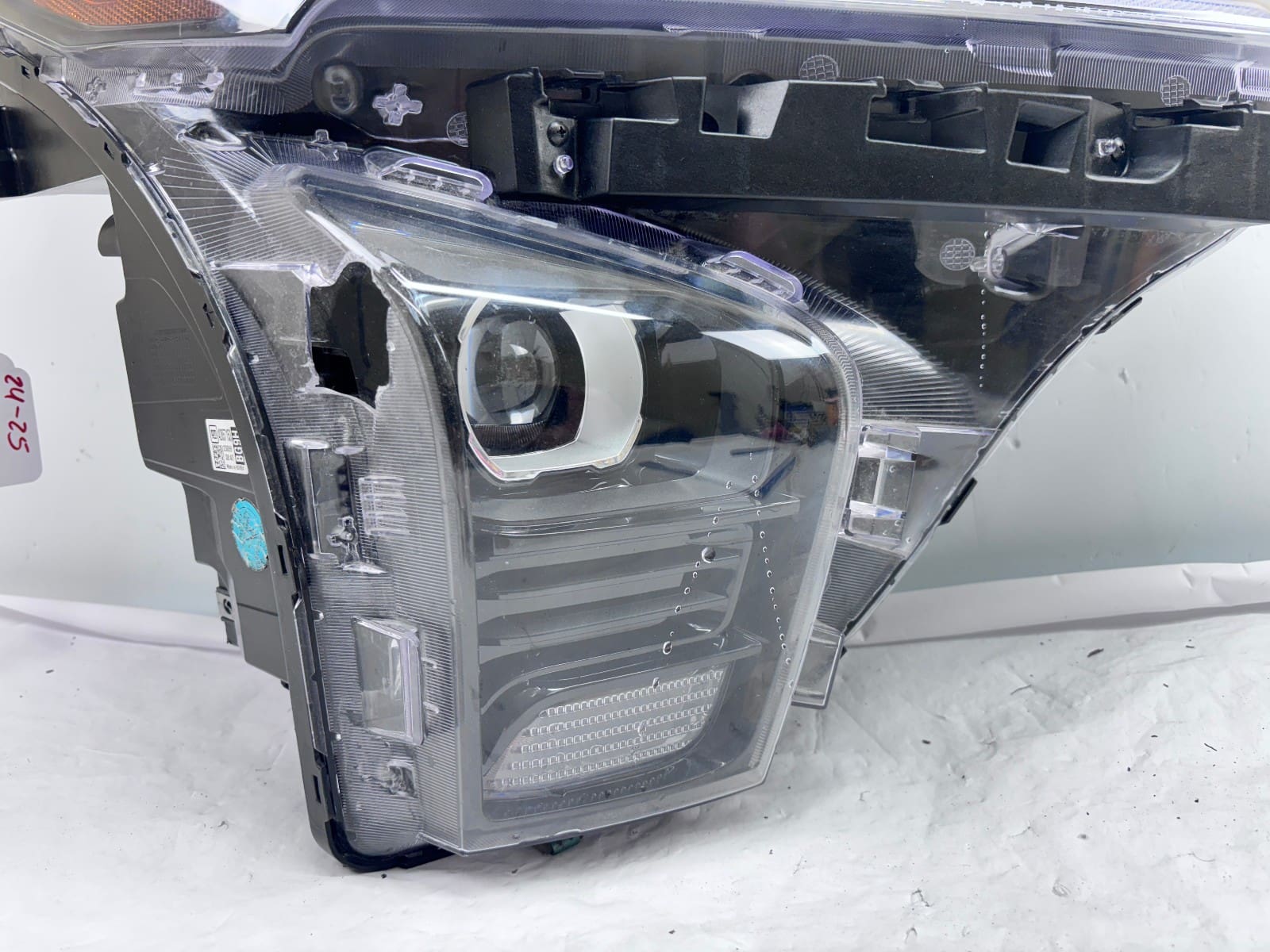 2024-2025 Chevy Trax LED DMG Front Right OEM Headlight 42857153 - Image 2